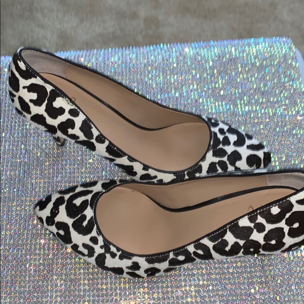 INC Leopard low heel